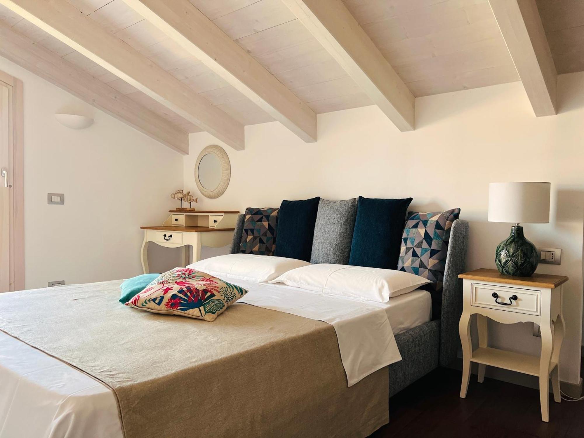 Casa Di Alex | Sirmione Lejlighed Eksteriør billede